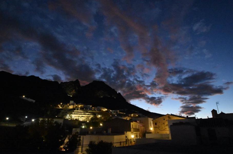 Hotel Montesion Luz Del Desierto Lucainena de las Torres Kültér fotó